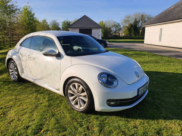 Volkswagen Beetle Hatchback, Diesel, 2013, White
