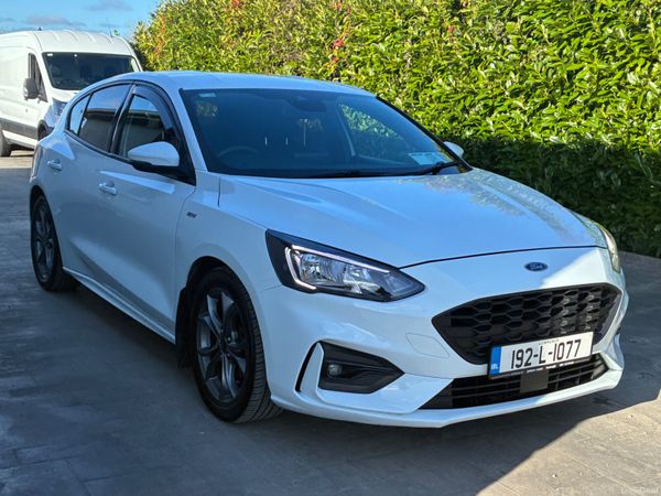 Ford Focus Hatchback, Diesel, 2019, White