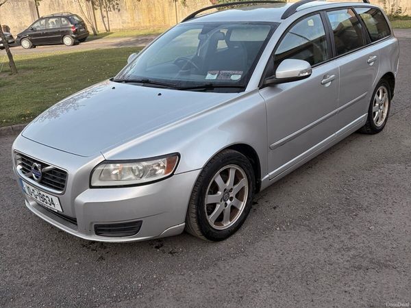 Volvo V50 Estate, Diesel, 2010, Silver
