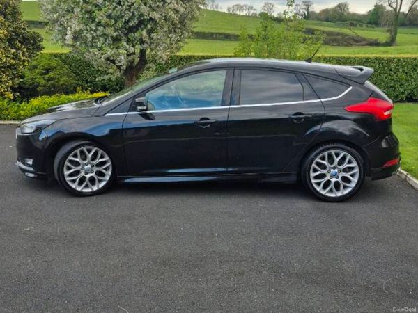 Ford Focus Hatchback, Diesel, 2015, Black