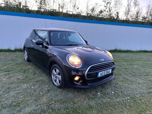Mini One Hatchback, Diesel, 2014, Black