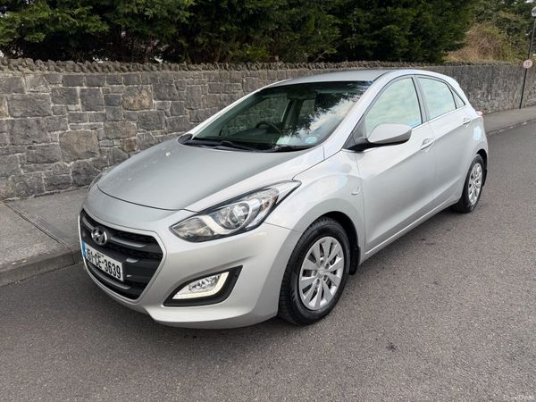 Hyundai i30 Hatchback, Diesel, 2015, Silver