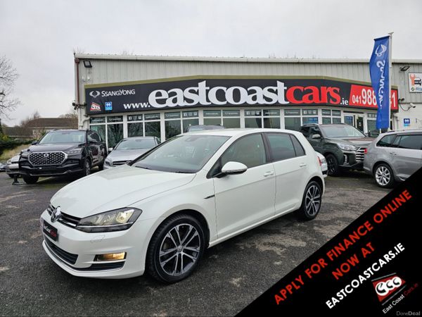 Volkswagen Golf Hatchback, Petrol, 2015, White