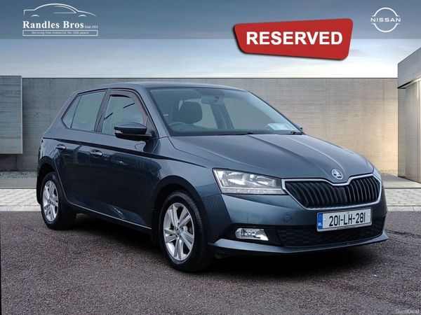 Skoda Fabia Hatchback, Petrol, 2020, Grey
