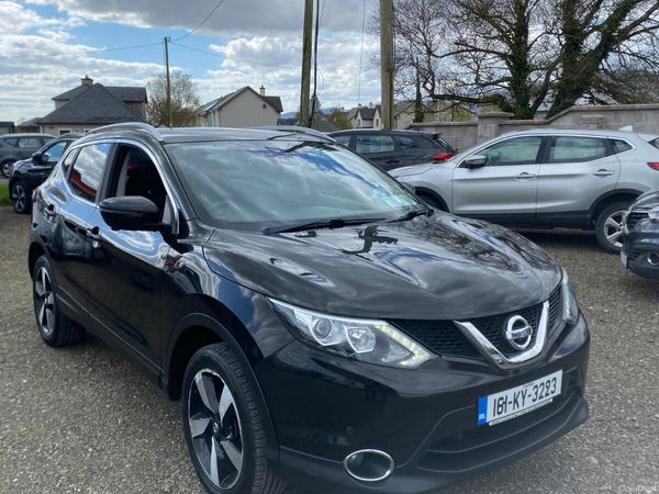 Nissan Qashqai Hatchback, Diesel, 2016, Black