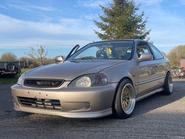 Honda Civic Coupe, Petrol, 2000, Gold