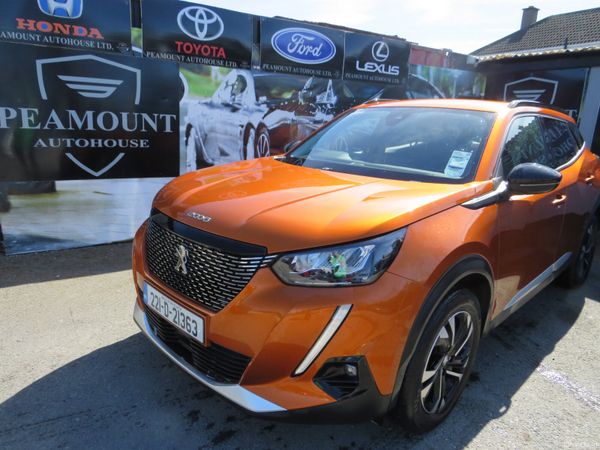 Peugeot 2008 MPV, Petrol, 2022, Orange