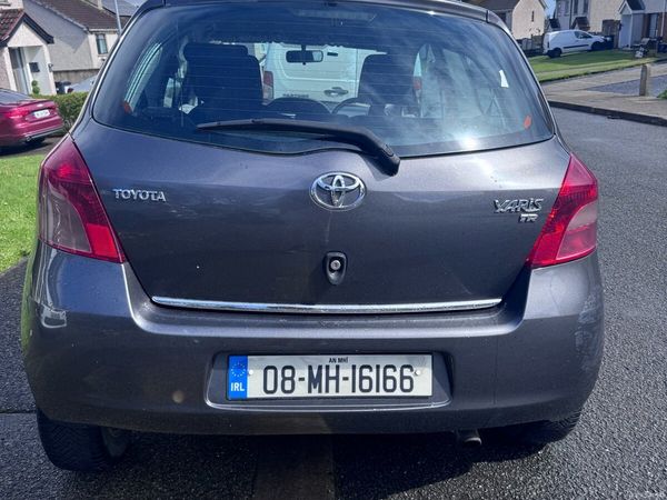 Toyota Yaris Hatchback, Diesel, 2008, Grey