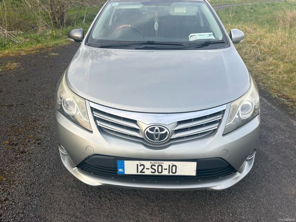 Toyota Avensis Saloon, Diesel, 2012, Grey