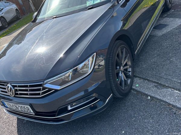 Volkswagen Passat Saloon, Diesel, 2017, Grey