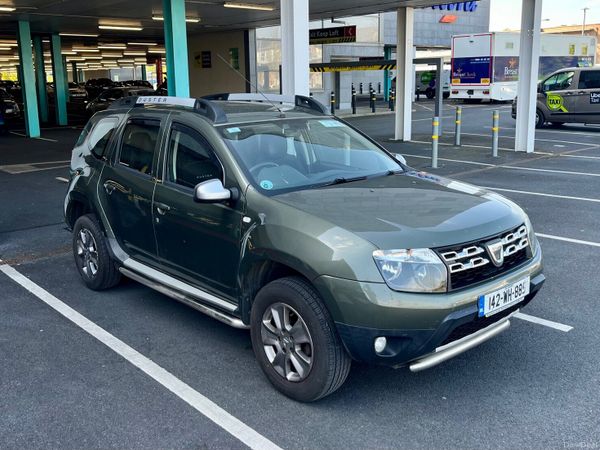 Dacia Duster SUV, Diesel, 2014, Green
