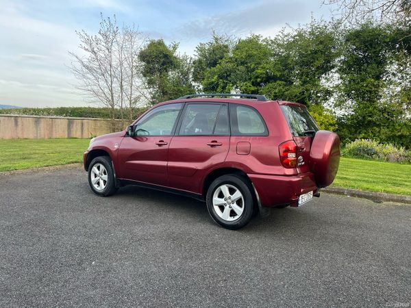 Toyota RAV4 SUV, Petrol, 2005, Red