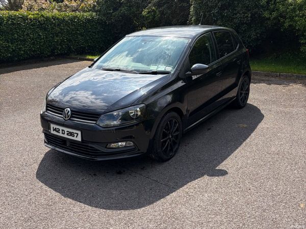 Volkswagen Polo Hatchback, Petrol, 2014, Black
