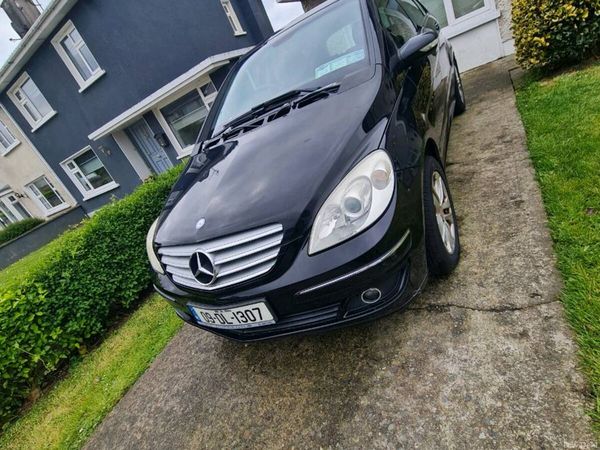 Mercedes-Benz B-Class MPV, Petrol, 2009, Black