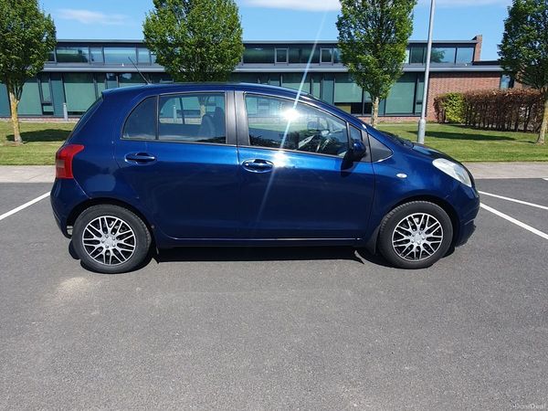 Toyota Yaris Hatchback, Petrol, 2007, Blue