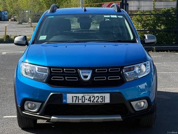 Dacia Sandero Stepway Hatchback, Petrol, 2017, Blue