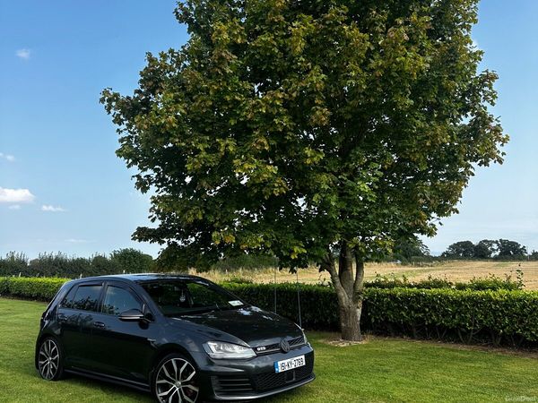 Volkswagen Golf Hatchback, Diesel, 2015, Grey