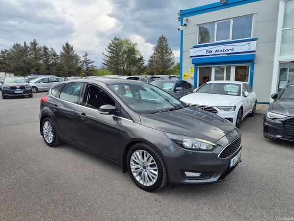 Ford Focus Hatchback, Diesel, 2016, Grey