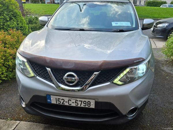 Nissan Qashqai Hatchback, Petrol, 2015, Silver