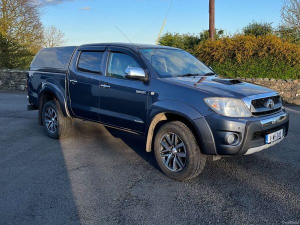 Toyota Hilux Crew Cab, Diesel, 2011, Grey