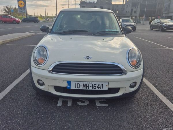 Mini First Hatchback, Petrol, 2010, White