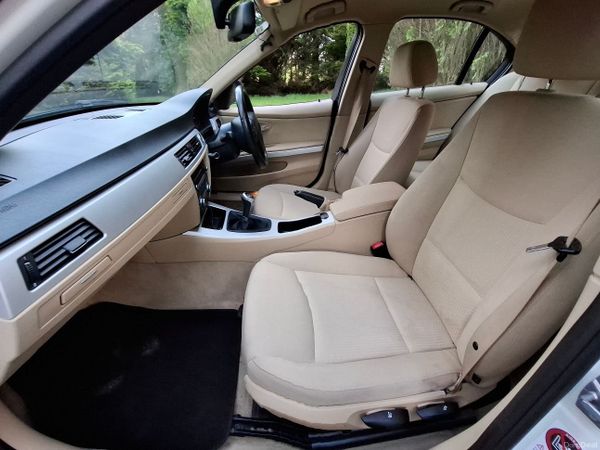 BMW 3-Series Saloon, Diesel, 2010, White