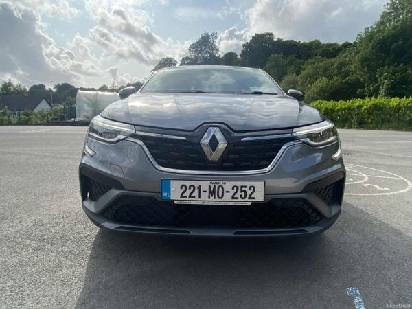 Renault Arkana Hatchback, Petrol, 2022, Grey