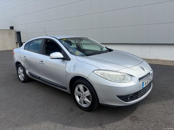 Renault Fluence Saloon, Diesel, 2010, Silver