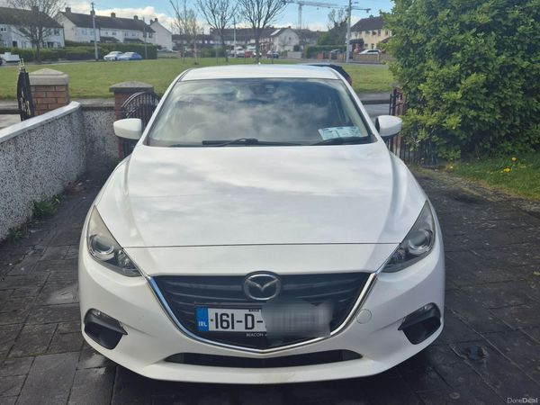 Mazda Mazda3 Hatchback, Diesel, 2016, White