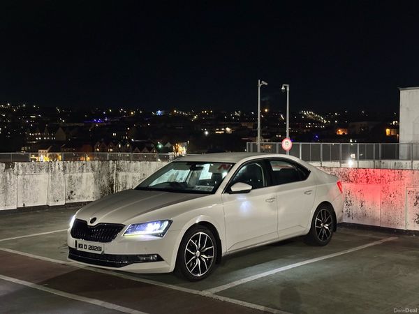 Skoda Superb Saloon, Diesel, 2016, White