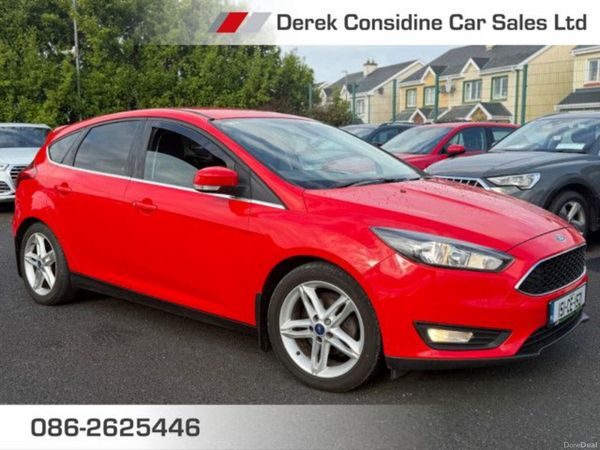 Ford Focus Hatchback, Diesel, 2015, Red