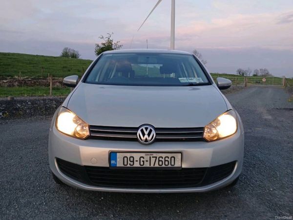Volkswagen Golf Hatchback, Petrol, 2009, Silver