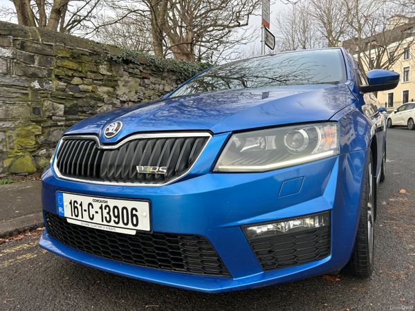 Skoda Octavia Saloon, Diesel, 2016, Blue