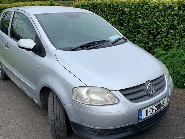 Volkswagen Fox Hatchback, Petrol, 2011, Silver