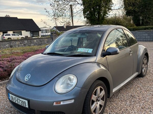 Volkswagen Beetle Hatchback, Petrol, 2008, Grey