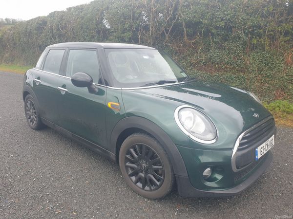 Mini Cooper Hatchback, Petrol, 2016, Green
