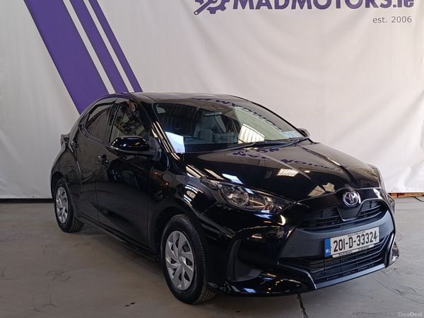 Toyota Yaris Hatchback, Petrol Hybrid, 2020, Black