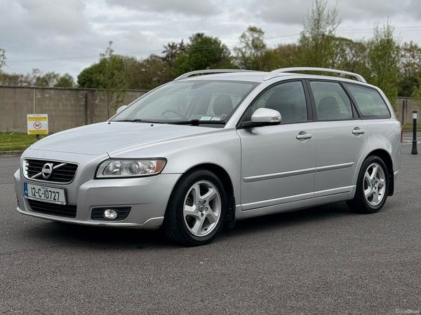 Volvo V50 Estate, Diesel, 2012, Silver