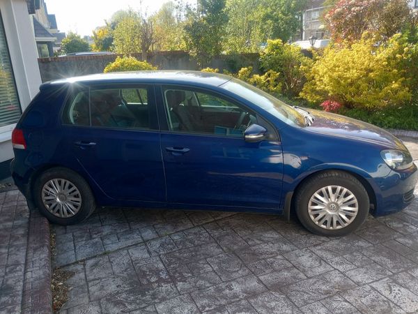 Volkswagen Golf Hatchback, Petrol, 2009, Blue