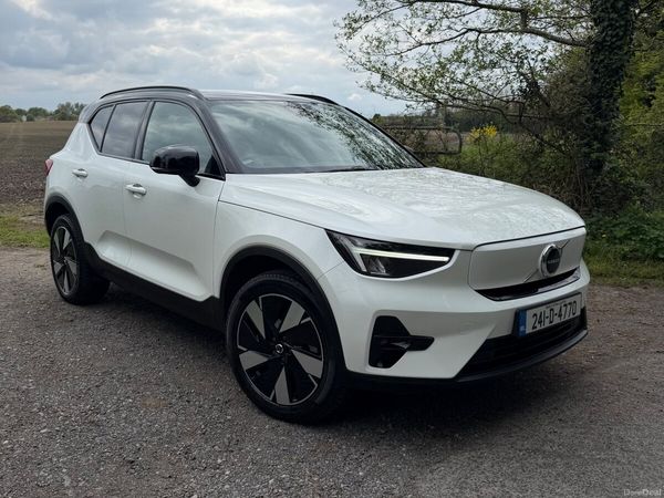 Volvo XC40 Estate/Jeep, Electric, 2024, White