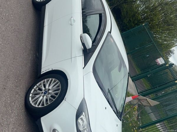 Ford Focus Hatchback, Diesel, 2013, White