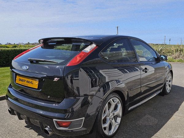 Ford Focus Hatchback, Petrol, 2007, Black