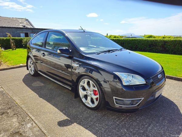 Ford Focus Hatchback, Petrol, 2007, Black