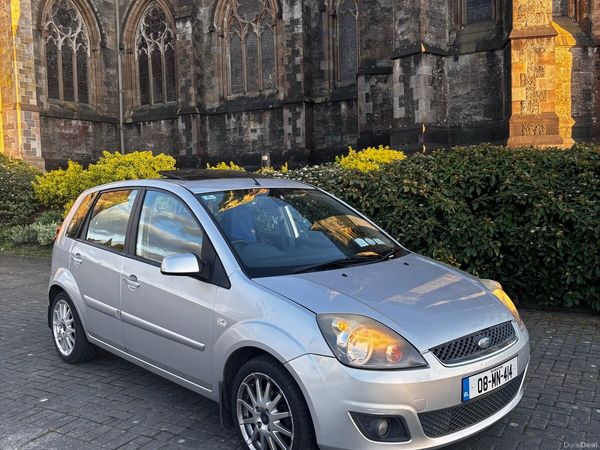Ford Fiesta Hatchback, Petrol, 2008, Silver
