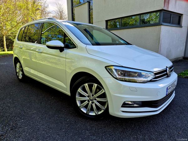 Volkswagen Touran MPV, Petrol, 2017, White