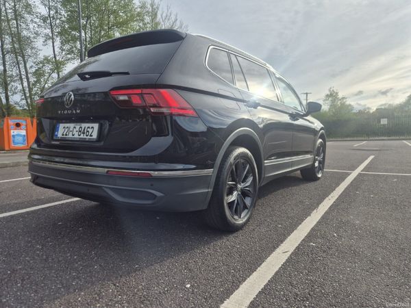 Volkswagen Tiguan SUV, Diesel, 2022, Black