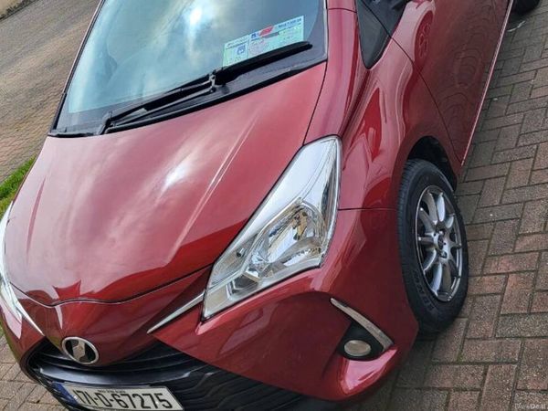 Toyota Vitz Hatchback, Petrol, 2017, Red