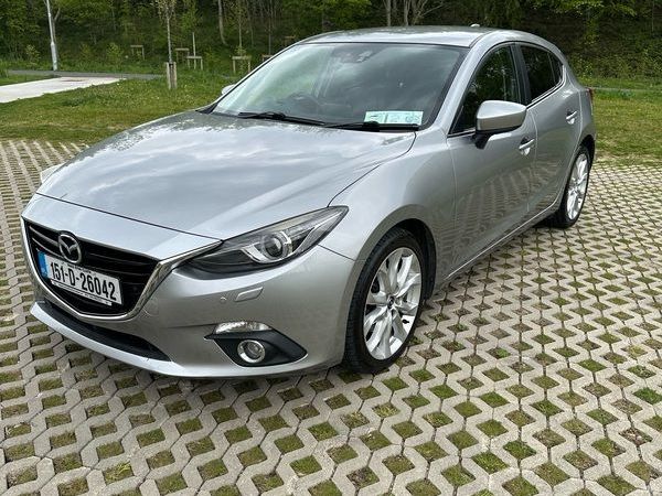 Mazda Mazda3 Hatchback, Diesel, 2015, Grey