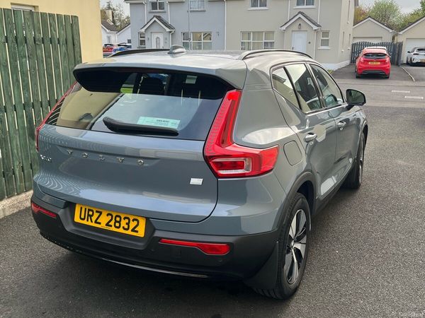 Volvo XC40 SUV, Petrol Hybrid, 2022, Grey