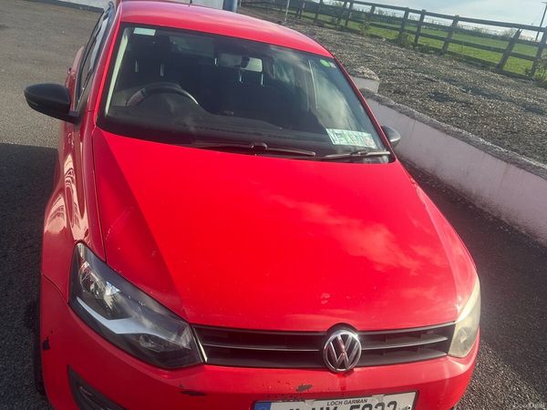 Volkswagen Polo Hatchback, Diesel, 2011, Red